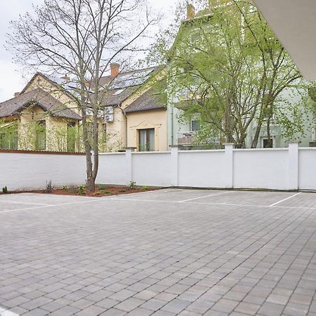 Sunlight Red Szeged Apartment Exterior foto