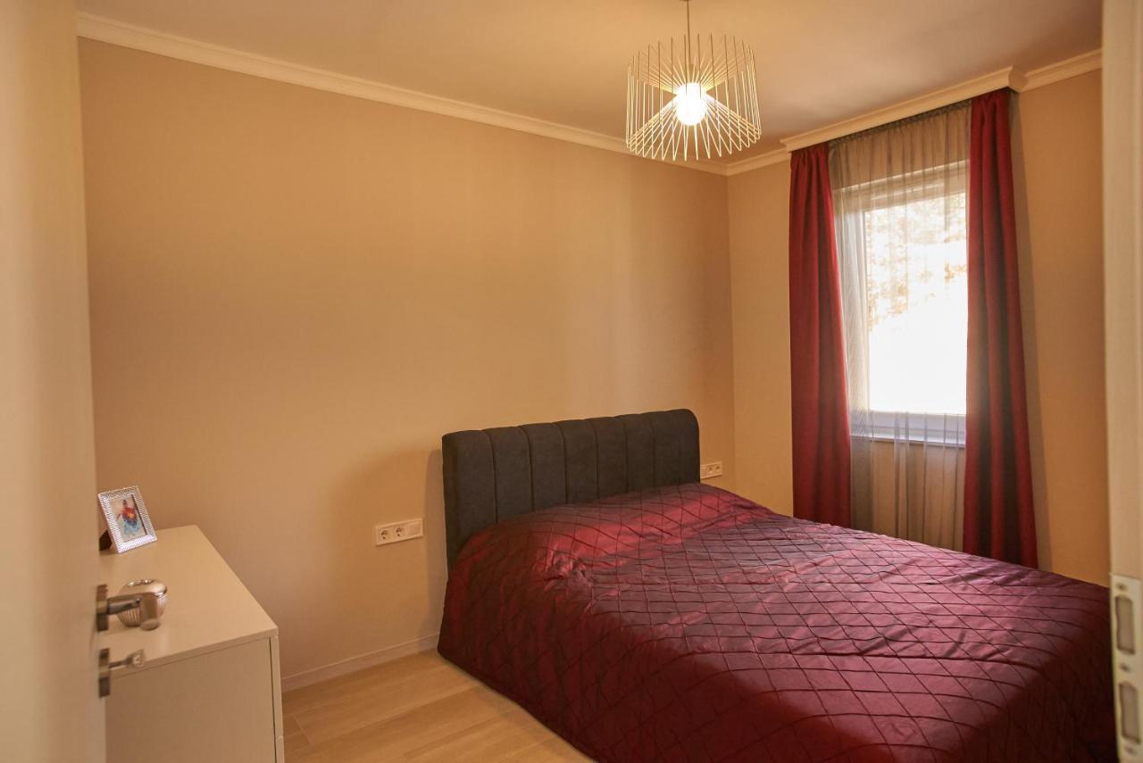Sunlight Red Szeged Apartment Exterior foto