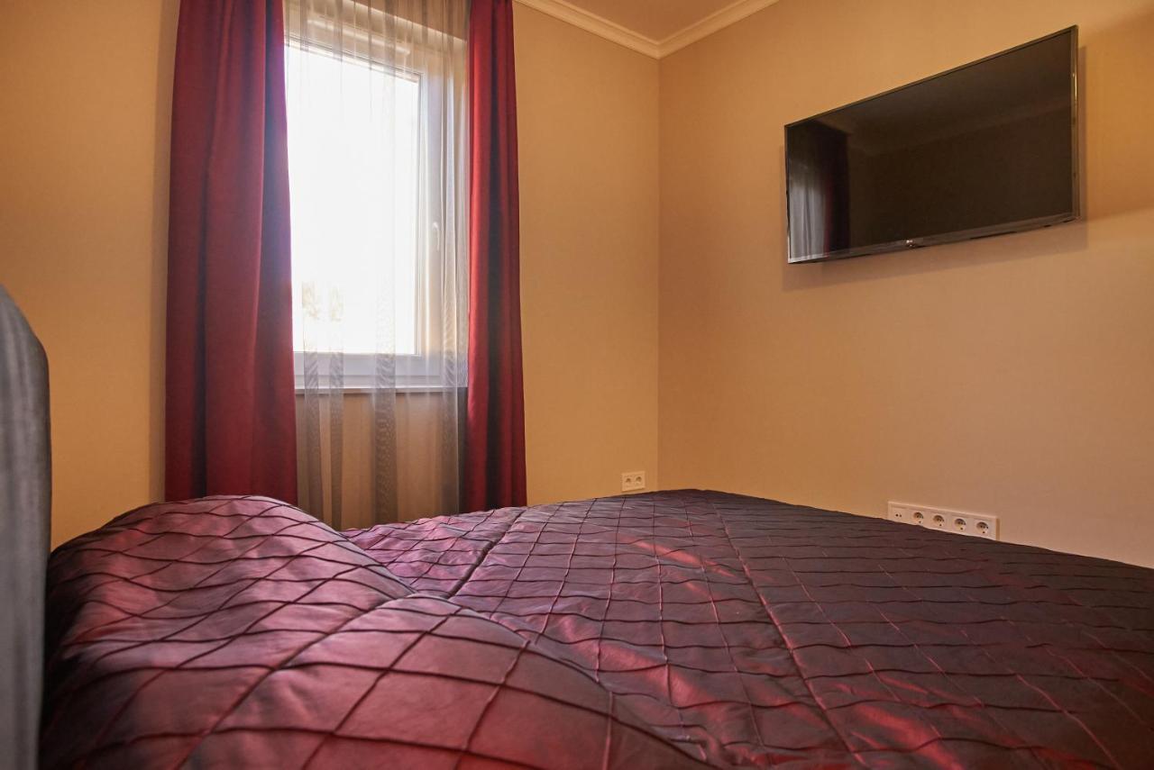 Sunlight Red Szeged Apartment Exterior foto